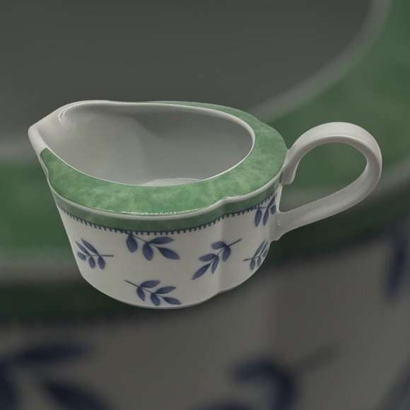 Villeroy & Boch SWITCH 3 Gravy/Sauce Boat White Blue Leaf Print Discontinued - Picture 6 of 15